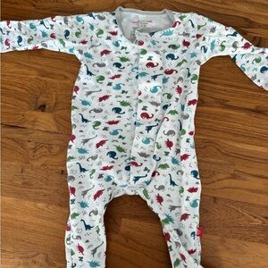magnetic me - dino expedition organic cotton magnetic footie - size 3-6 months